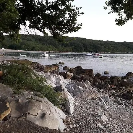 Comfortable With The View * Njivice